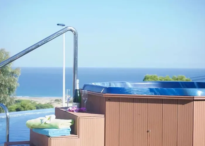 Nova Beach Super Cool Seaview Apartment